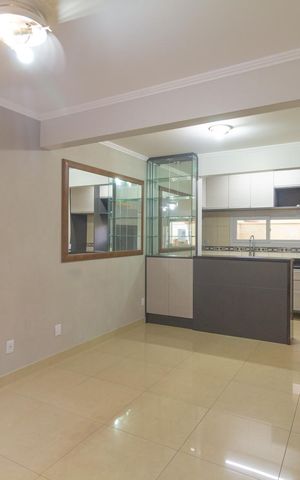 Casa de condomínio à venda com 92m², 3 quartos e 3 vagas Casa de condomínio à venda com 92m², 3 quartos e 3 vagasSala