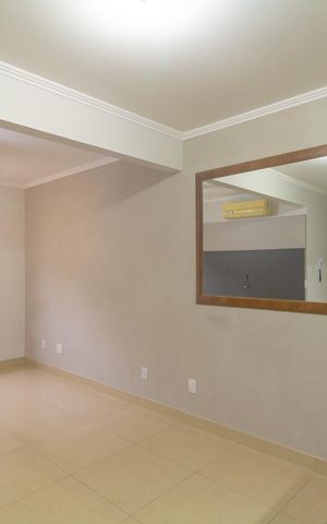 Casa de condomínio à venda com 92m², 3 quartos e 3 vagas Casa de condomínio à venda com 92m², 3 quartos e 3 vagasSala