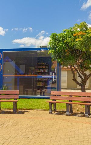 Casa de condomínio à venda com 92m², 3 quartos e 3 vagas Casa de condomínio à venda com 92m², 3 quartos e 3 vagasMinimercado