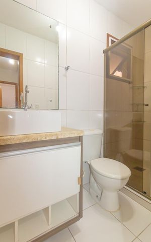 Casa de condomínio à venda com 92m², 3 quartos e 3 vagas Casa de condomínio à venda com 92m², 3 quartos e 3 vagasBanheiro Social