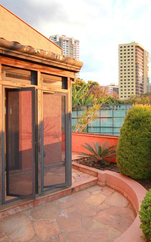 Casa à venda com 460m², 4 quartos e 4 vagasVaranda da Suite 1