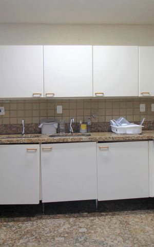 Casa à venda com 460m², 4 quartos e 4 vagasCozinha