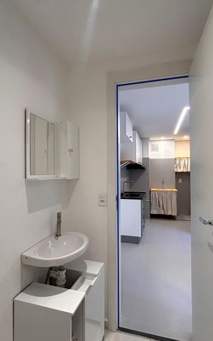 Apartamento à venda com 35m², 2 quartos e sem vaga Apartamento à venda com 35m², 2 quartos e sem vagaBanheiro