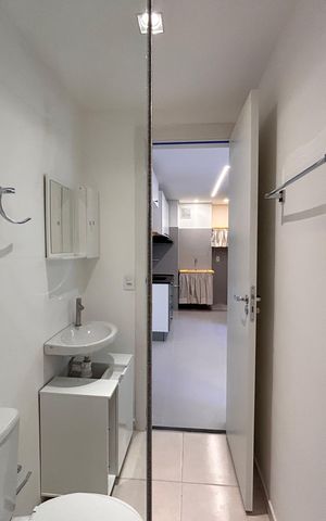 Apartamento à venda com 35m², 2 quartos e sem vaga Apartamento à venda com 35m², 2 quartos e sem vagaBanheiro