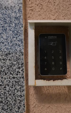 Apartamento à venda com 48m², 2 quartos e 1 vagaEntrada do Prédio Eletrônica