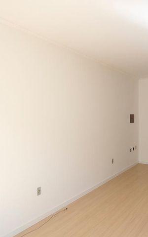 Casa para alugar com 70m², 2 quartos e 1 vagaSala