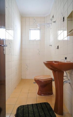 Casa para alugar com 70m², 2 quartos e 1 vagaBanheiro da suíte