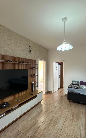 Casa à venda com 180m², 2 quartos e 2 vagas