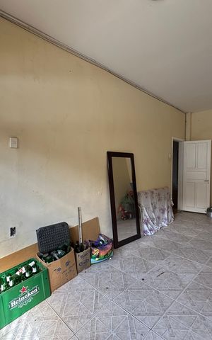 Casa à venda com 180m², 2 quartos e 2 vagas