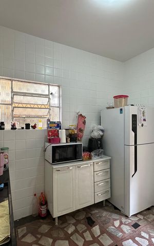Casa à venda com 180m², 2 quartos e 2 vagas