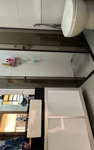 Casa à venda com 180m², 2 quartos e 2 vagas