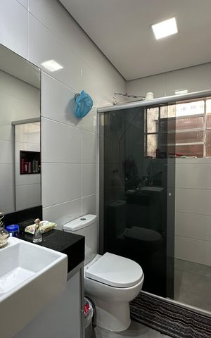 Casa à venda com 180m², 2 quartos e 2 vagas