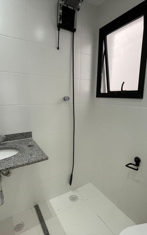 Casa de condomínio para alugar com 148m², 3 quartos e 2 vagas Casa de condomínio para alugar com 148m², 3 quartos e 2 vagasBanheiro da Suíte 2