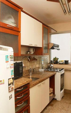 Apartamento para alugar com 74m², 2 quartos e 1 vagaCozinha e Área de Serviço