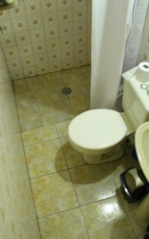 Casa à venda com 160m², 3 quartos e 2 vagasBanheiro - Edícula 
