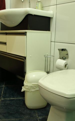 Casa à venda com 160m², 3 quartos e 2 vagasBanheiro Social