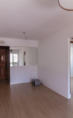 Apartamento à venda com 57m², 2 quartos e 1 vaga Apartamento à venda com 57m², 2 quartos e 1 vagaSala