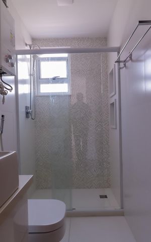 Apartamento à venda com 57m², 2 quartos e 1 vaga Apartamento à venda com 57m², 2 quartos e 1 vagaBanheiro