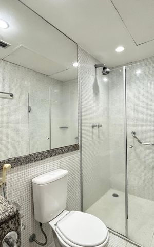 Apartamento para alugar com 69m², 1 quarto e sem vaga Apartamento para alugar com 69m², 1 quarto e sem vagaBanheiro