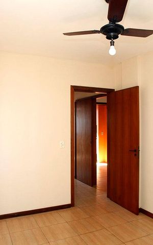 Apartamento para alugar com 73m², 2 quartos e sem vaga Suíte
