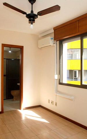 Apartamento para alugar com 73m², 2 quartos e sem vaga Suíte