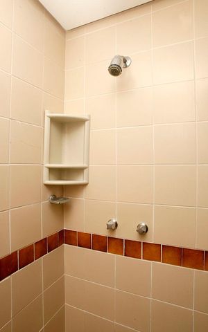 Apartamento para alugar com 73m², 2 quartos e sem vagaBanheiro da Suíte