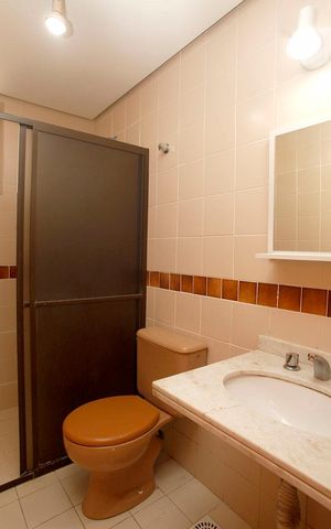 Apartamento para alugar com 73m², 2 quartos e sem vagaBanheiro da Suíte