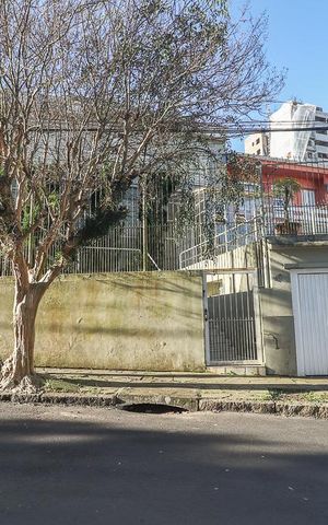 Casa à venda com 490m², 3 quartos e 1 vagaFachada