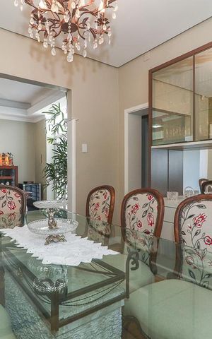Casa à venda com 490m², 3 quartos e 1 vagaSala