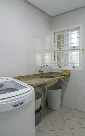 Casa à venda com 490m², 3 quartos e 1 vagaÁrea de Serviço