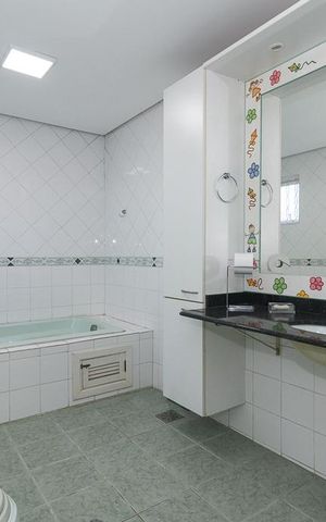 Casa à venda com 490m², 3 quartos e 1 vagaBanheiro Social