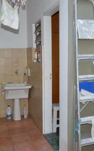Casa à venda com 105m², 3 quartos e 1 vagaÁrea de Serviço