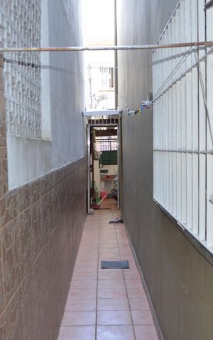 Casa à venda com 105m², 3 quartos e 1 vagaÁrea de Serviço