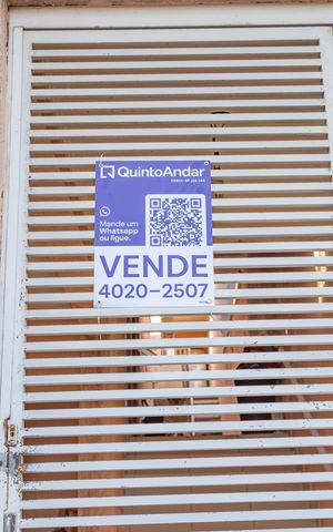 Casa à venda com 276m², 3 quartos e 2 vagas Casa à venda com 276m², 3 quartos e 2 vagasPlaca