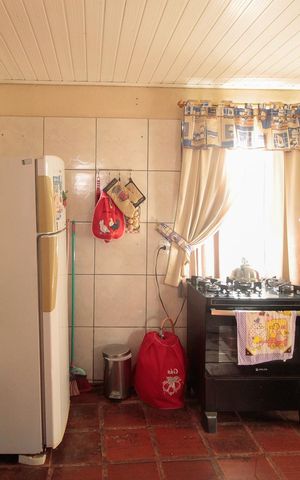 Casa à venda com 110m², 2 quartos e sem vaga Casa à venda com 110m², 2 quartos e sem vagaCozinha