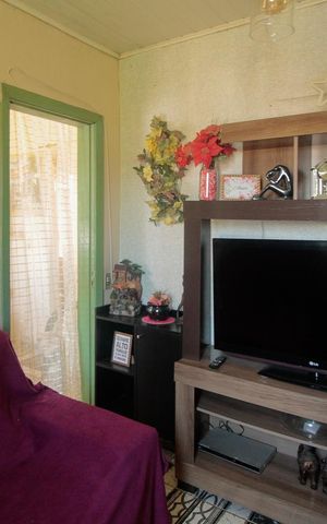 Casa à venda com 110m², 2 quartos e sem vaga Casa à venda com 110m², 2 quartos e sem vagaSala 1