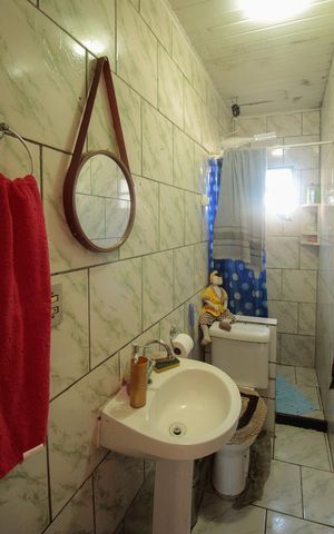 Casa à venda com 110m², 2 quartos e sem vaga Casa à venda com 110m², 2 quartos e sem vagaBanheiro 1