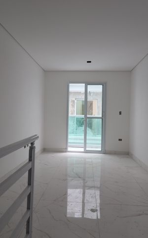 Casa de condomínio à venda com 129m², 3 quartos e 2 vagasSala