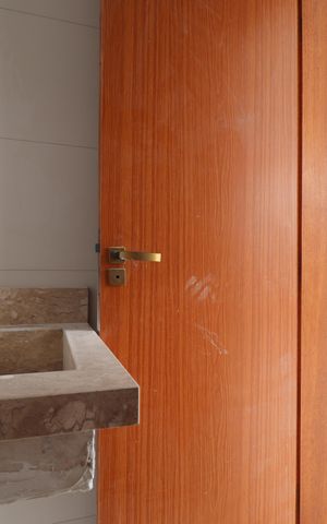 Casa de condomínio à venda com 129m², 3 quartos e 2 vagasLavabo