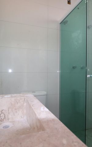 Casa de condomínio à venda com 129m², 3 quartos e 2 vagasBanheiro 2