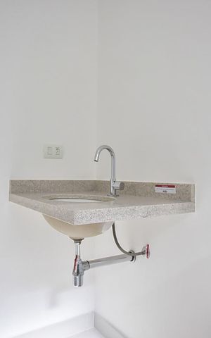 Apartamento à venda com 138m², 4 quartos e 3 vagasBanheiro Suíte 2