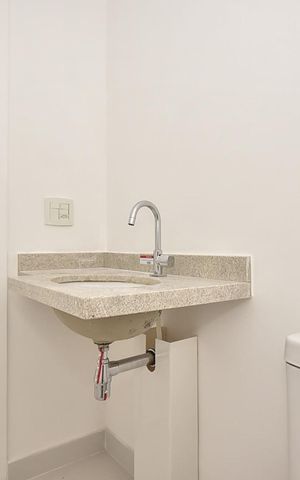 Apartamento à venda com 138m², 4 quartos e 3 vagasBanheiro Suíte 1