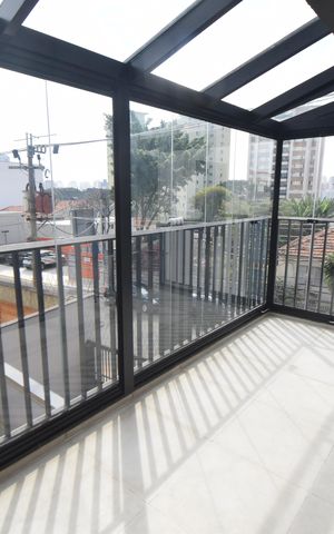 Apartamento à venda com 49m², 2 quartos e 1 vagaVaranda