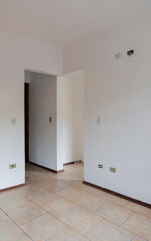 Casa à venda com 510m², 4 quartos e 8 vagas Casa à venda com 510m², 4 quartos e 8 vagasCloset da suíte