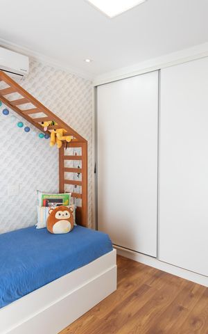 Casa à venda com 370m², 4 quartos e 2 vagas Casa à venda com 370m², 4 quartos e 2 vagasSuite 1