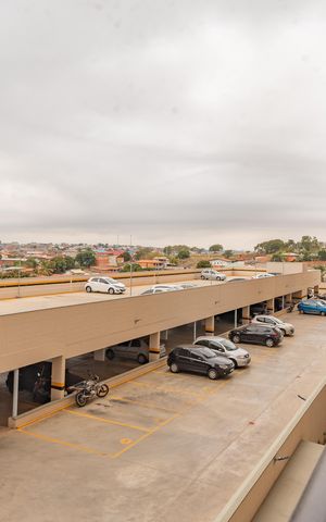 Apartamento à venda com 44m², 2 quartos e 1 vaga Apartamento à venda com 44m², 2 quartos e 1 vagaSacada da Sala