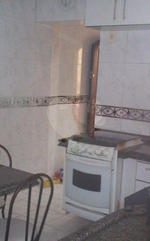Casa à venda com 180m², 4 quartos e 3 vagas