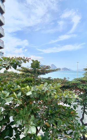 Apartamento à venda com 129m², 2 quartos e sem vagaVista