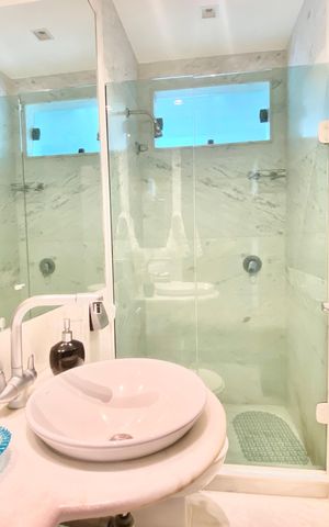 Apartamento à venda com 129m², 2 quartos e sem vagaBanheiro social