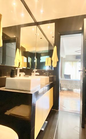 Apartamento à venda com 129m², 2 quartos e sem vagaBanheiro da Suíte
